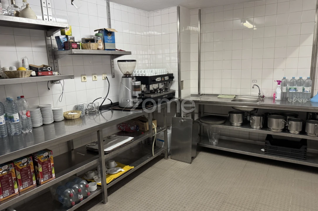 Negócio para Venda em Tortosendo Foto 10