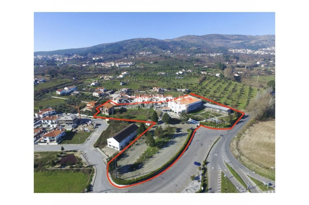 Negócio para Venda em Tortosendo Foto 1