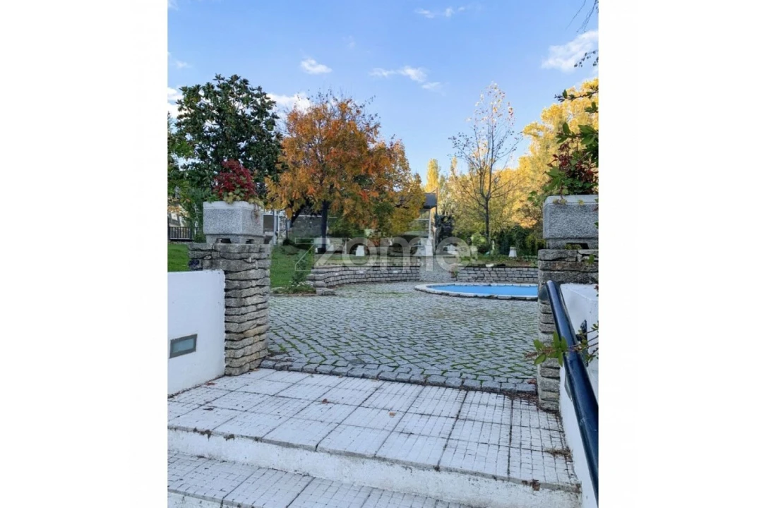 Negócio para Venda em Tortosendo Foto 44