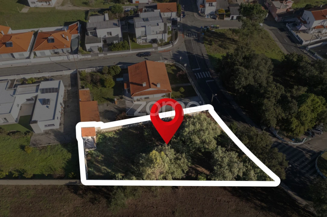 Terreno para Venda em Marinha Grande Foto 1