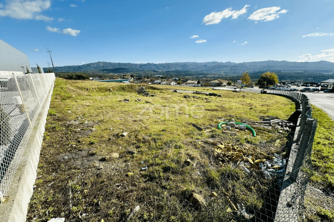 Terreno para Venda em Oliveira de Frades, Souto de Lafões e Sejães Foto 4
