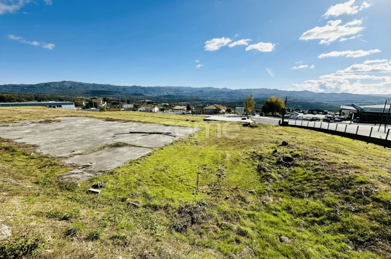 Terreno para Venda em Oliveira de Frades, Souto de Lafões e Sejães Foto 7