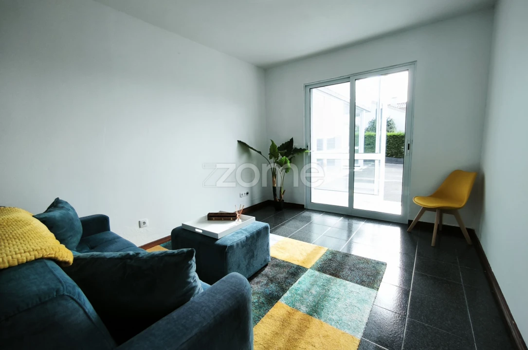 Moradia T6 para Venda em Nossa Senhora dos Remedios Foto 20