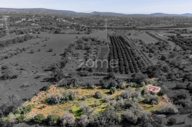 Moradia T2 para Venda em São Bartolomeu de Messines Foto 3