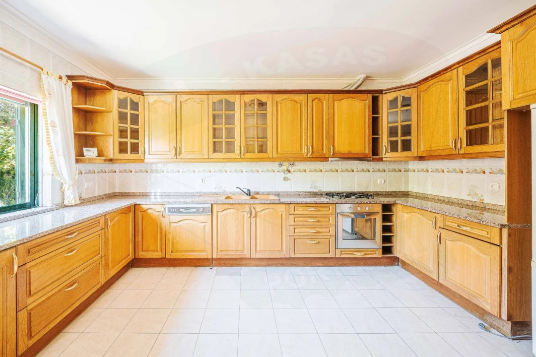 Moradia T5 para Venda em Cacém e São Marcos Foto 13