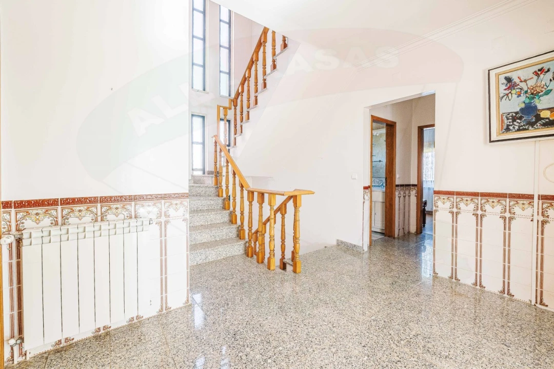 Moradia T5 para Venda em Cacém e São Marcos Foto 18