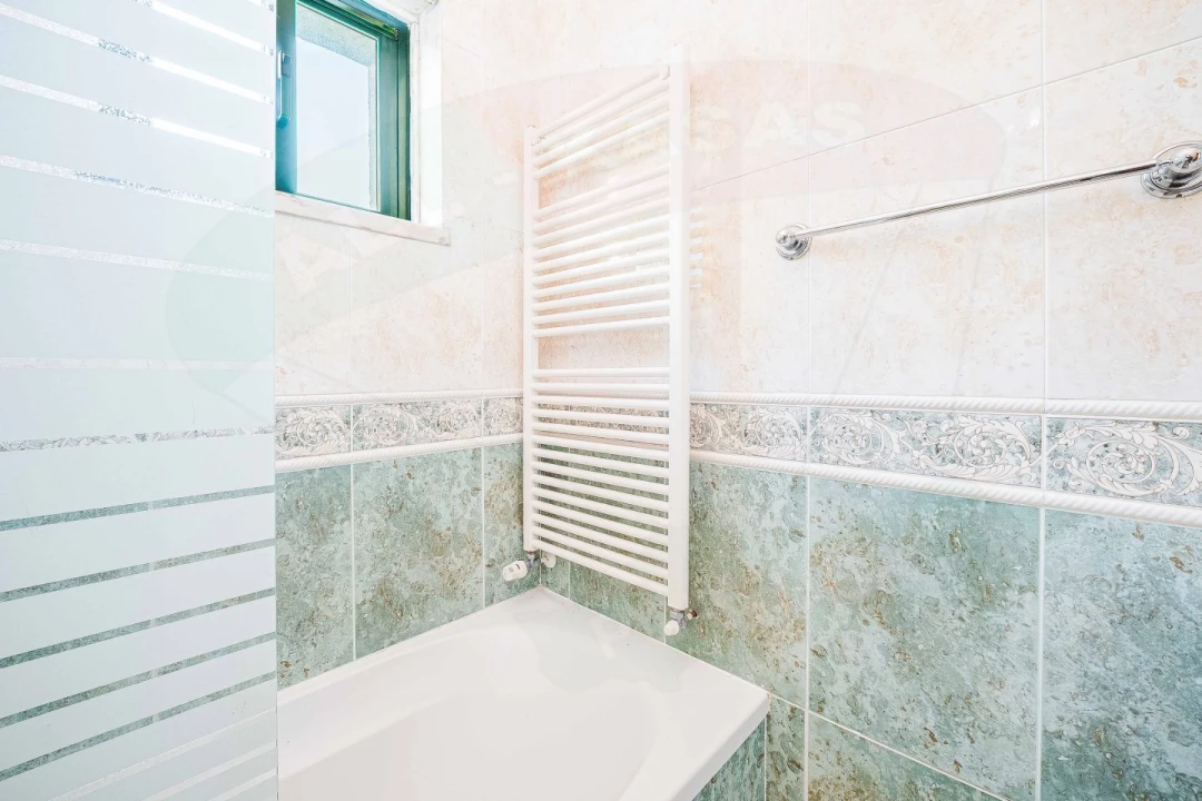 Moradia T5 para Venda em Cacém e São Marcos Foto 24