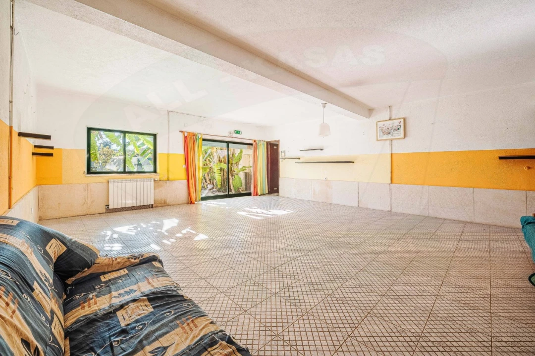 Moradia T5 para Venda em Cacém e São Marcos Foto 64