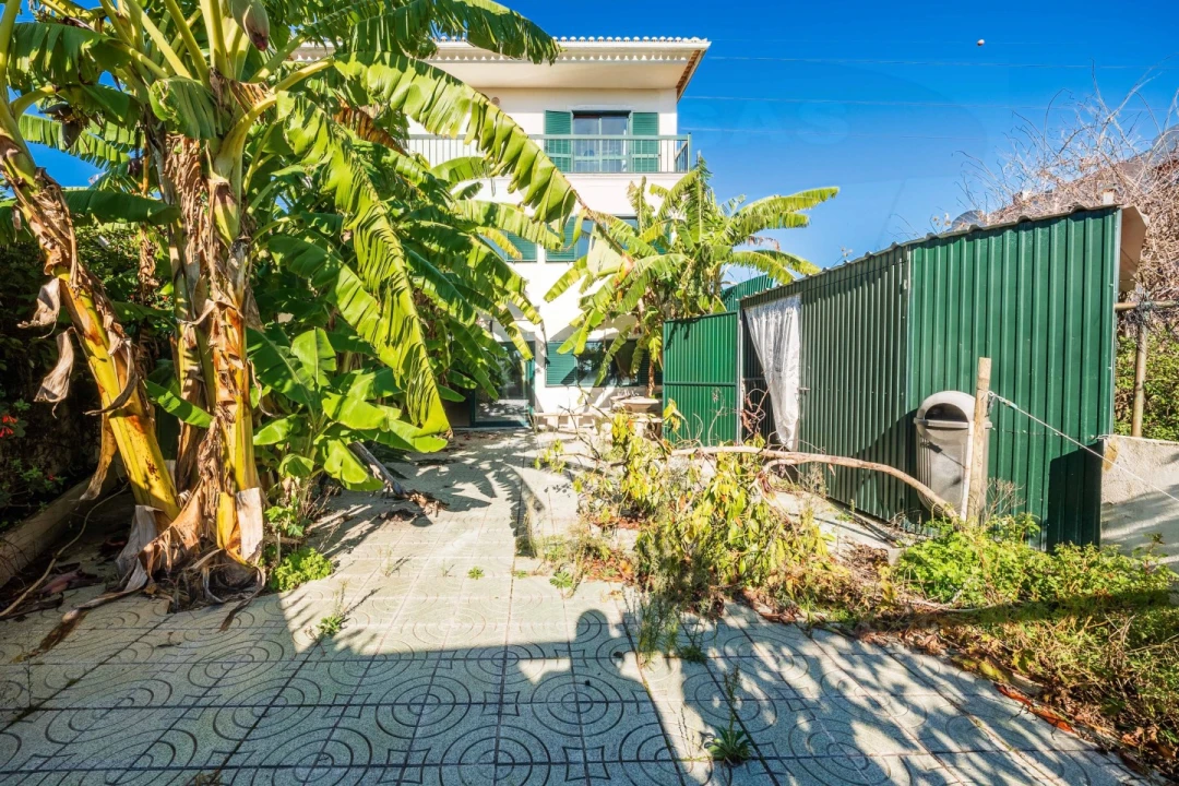 Moradia T5 para Venda em Cacém e São Marcos Foto 71