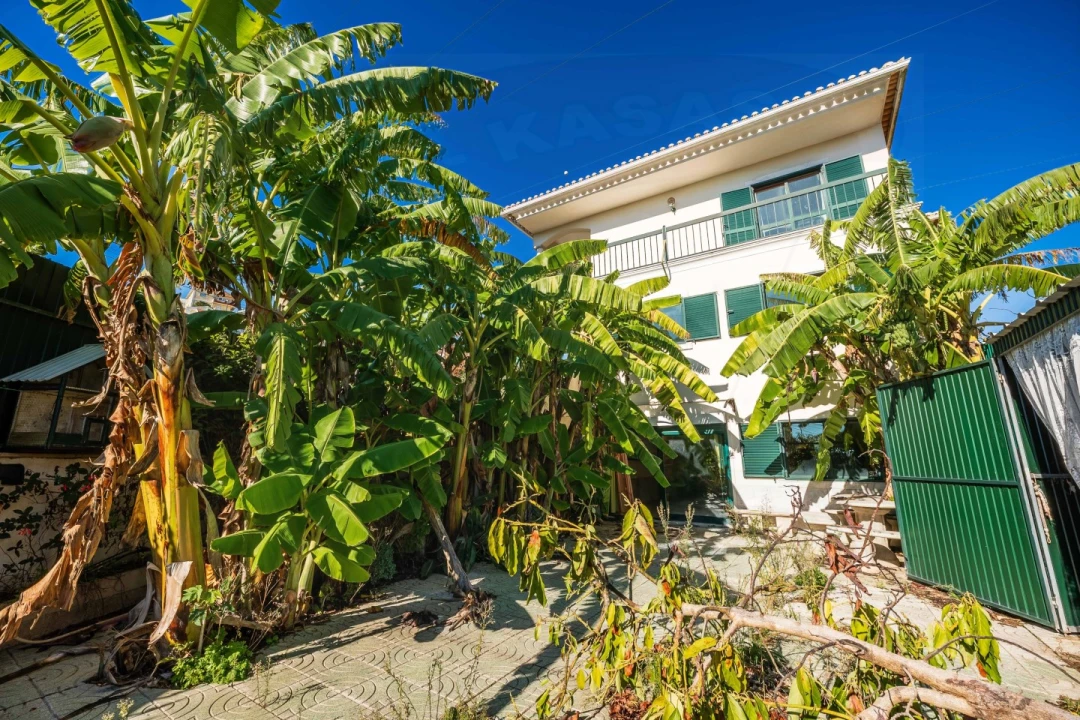 Moradia T5 para Venda em Cacém e São Marcos Foto 73