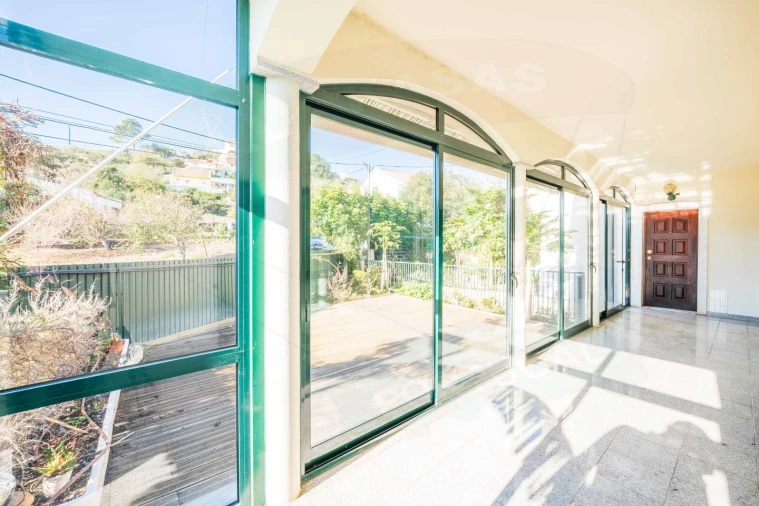 Moradia T5 para Venda em Cacém e São Marcos Foto 8