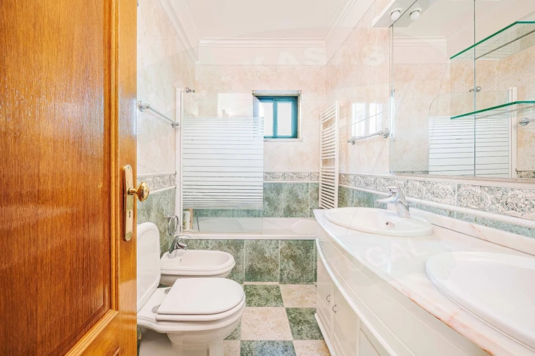 Moradia T5 para Venda em Cacém e São Marcos Foto 20