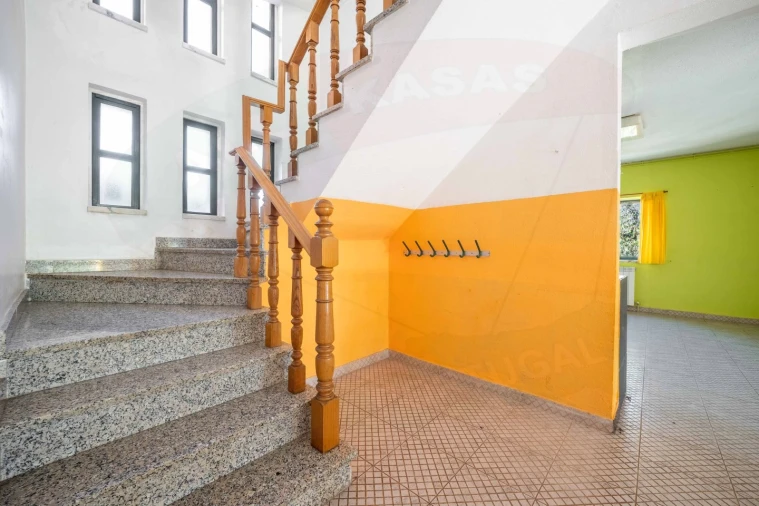 Moradia T5 para Venda em Cacém e São Marcos Foto 70