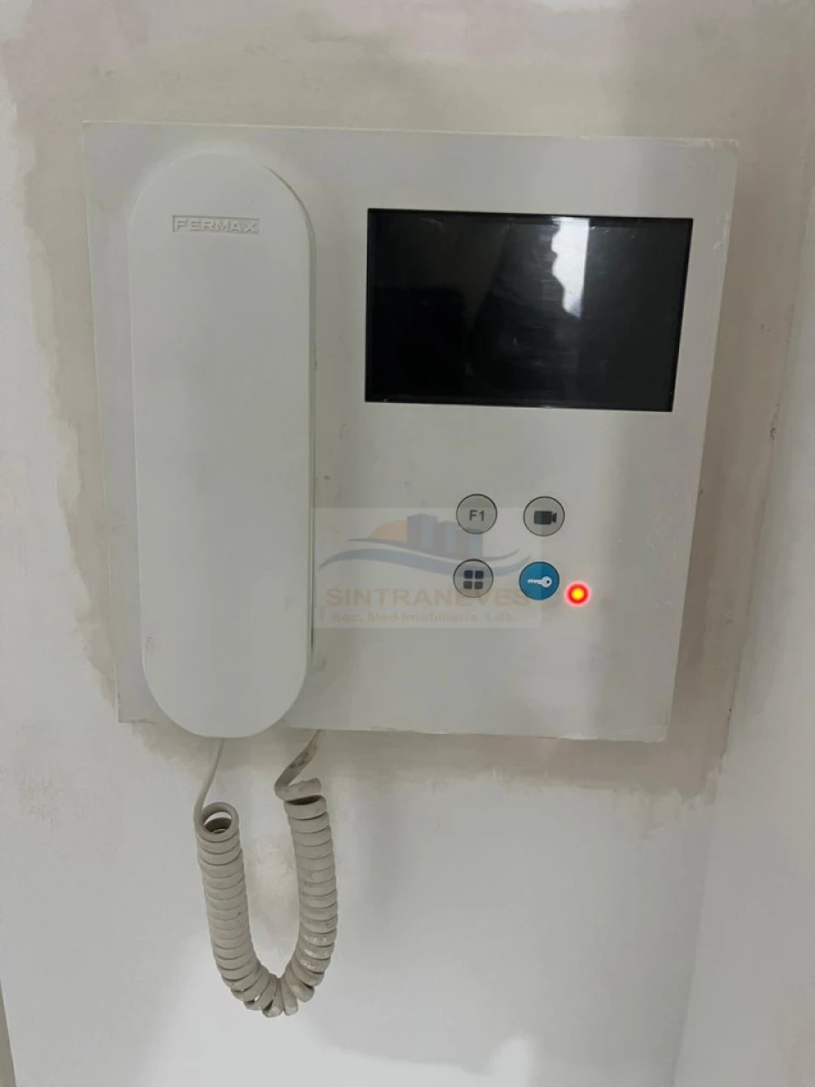 Apartamento T3 para Venda em Póvoa de Santa Iria e Forte da Casa Foto 22