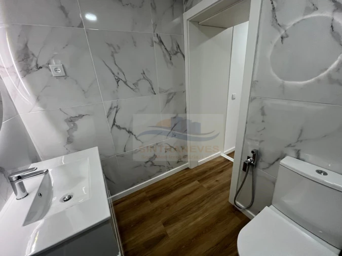 Apartamento T3 para Venda em Póvoa de Santa Iria e Forte da Casa Foto 16