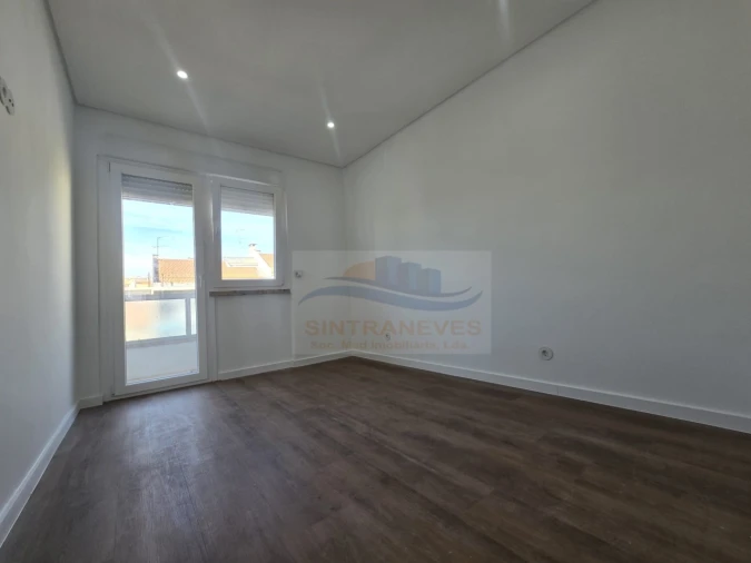 Apartamento T3 para Venda em Mina de Água Foto 10