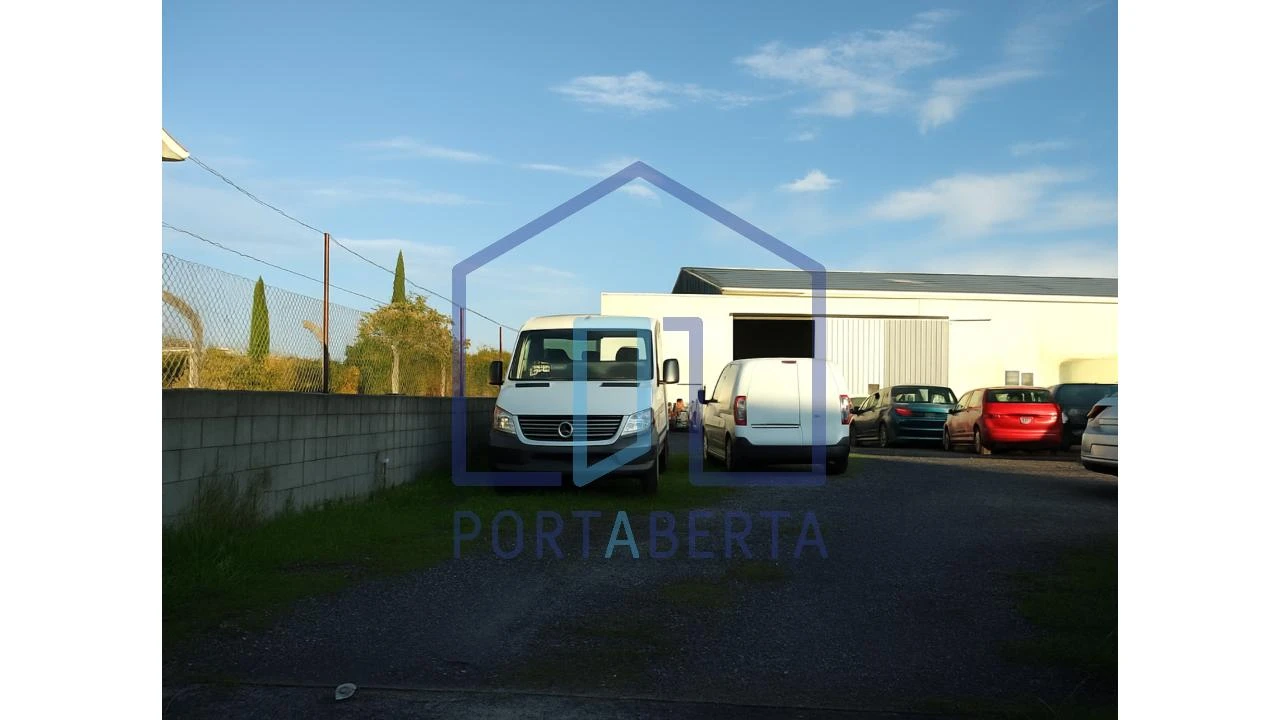 Armazém para Venda em Bustelo Foto 2