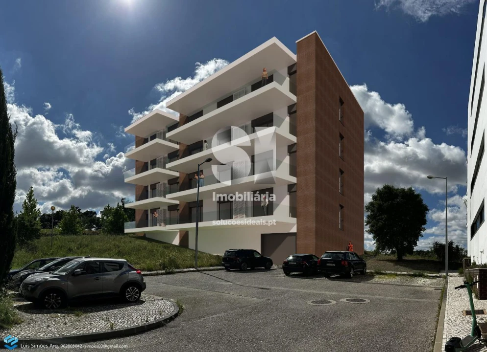 Apartamento T4 para Venda em Santa Clara e Castelo Viegas Foto 2