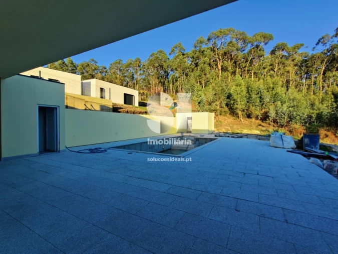 Moradia T3 para Venda em Espinho Foto 7