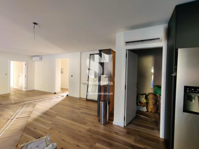 Moradia T3 para Venda em Espinho Foto 22