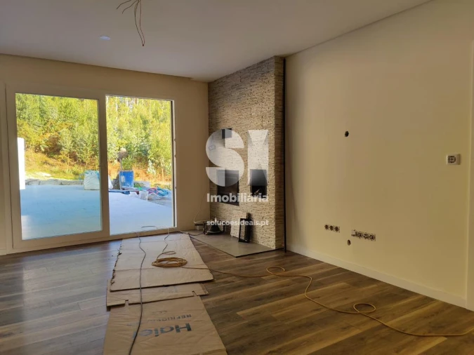 Moradia T3 para Venda em Espinho Foto 25