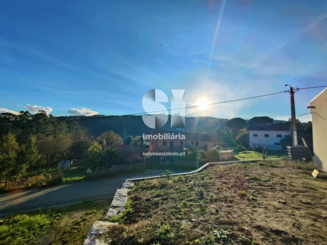 Moradia T3 para Venda em Espinho Foto 40