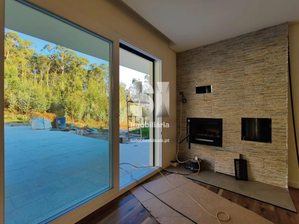 Moradia T3 para Venda em Espinho Foto 5