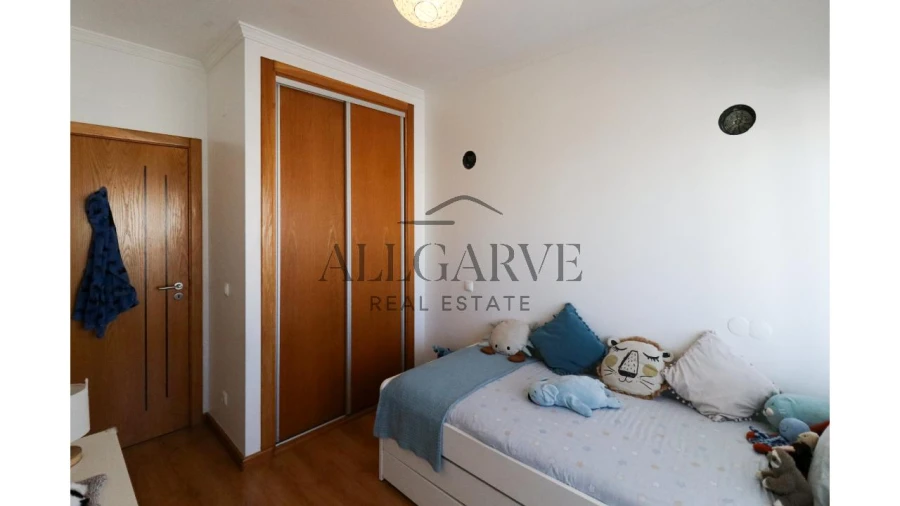 Apartamento T3 para Venda em Portimão Foto 23