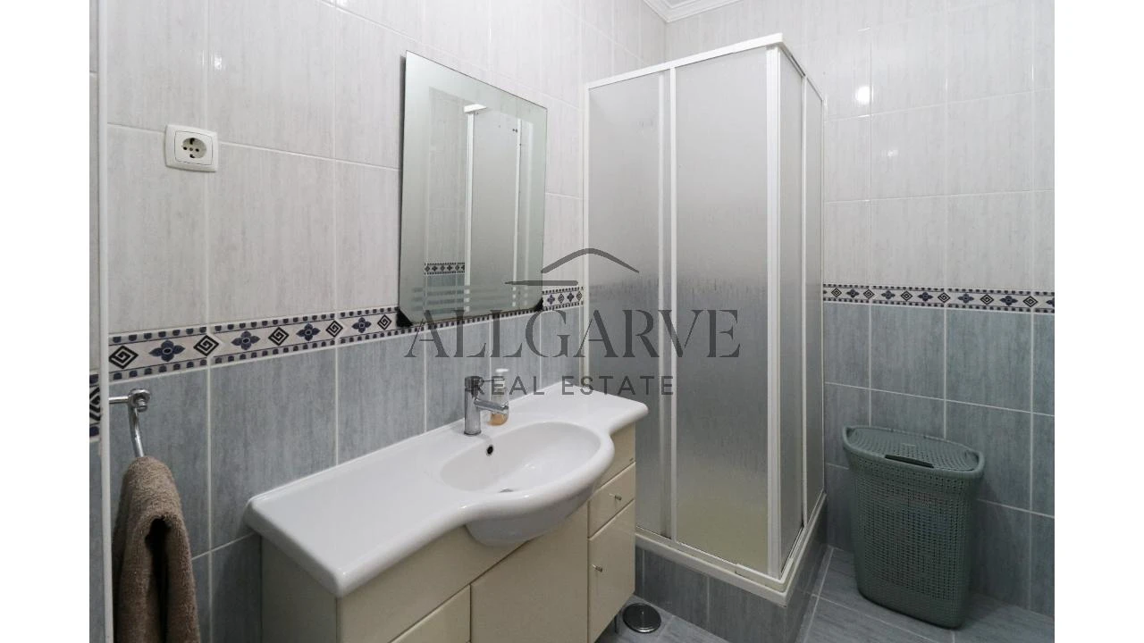 Apartamento T3 para Venda em Portimão Foto 17