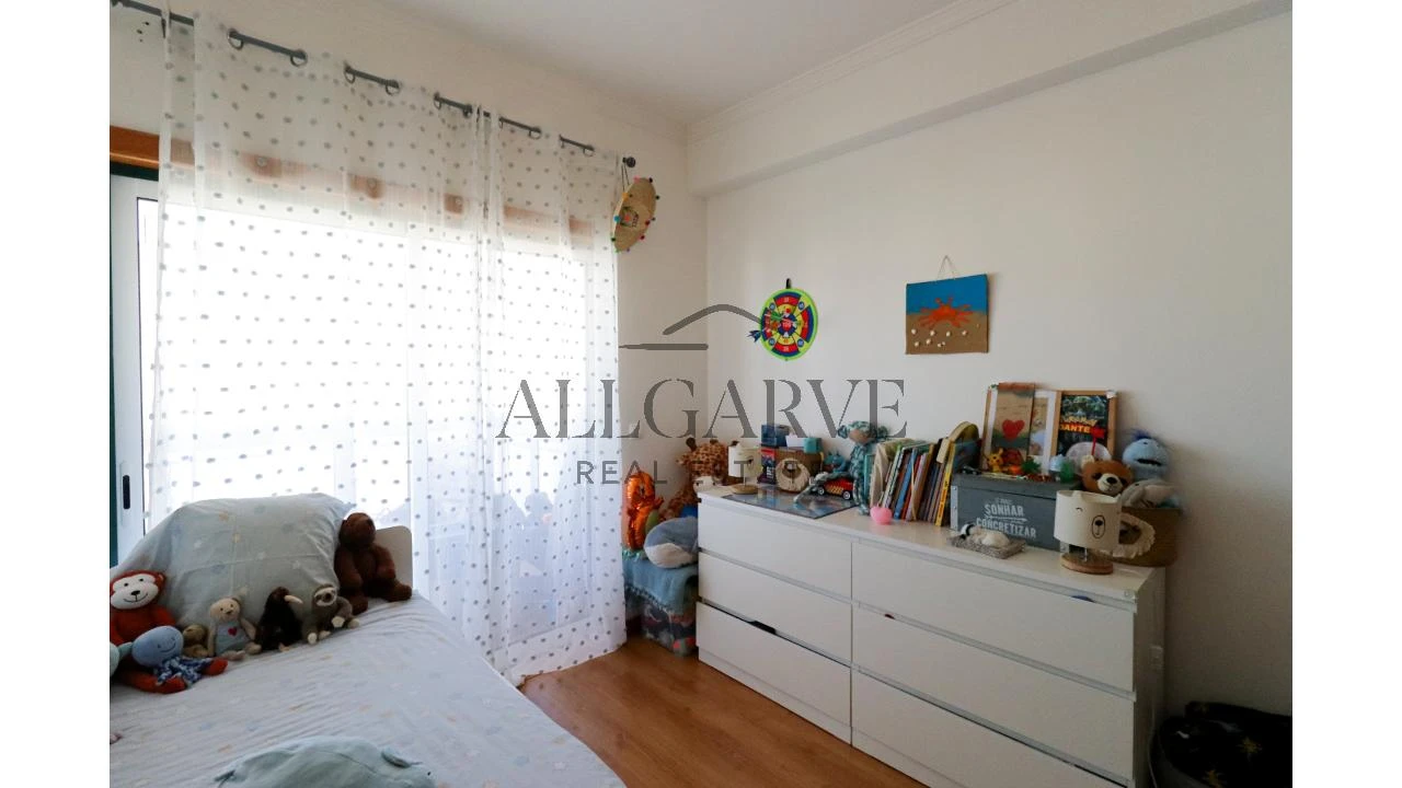 Apartamento T3 para Venda em Portimão Foto 21