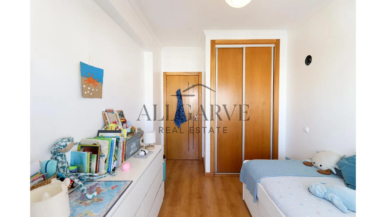 Apartamento T3 para Venda em Portimão Foto 22