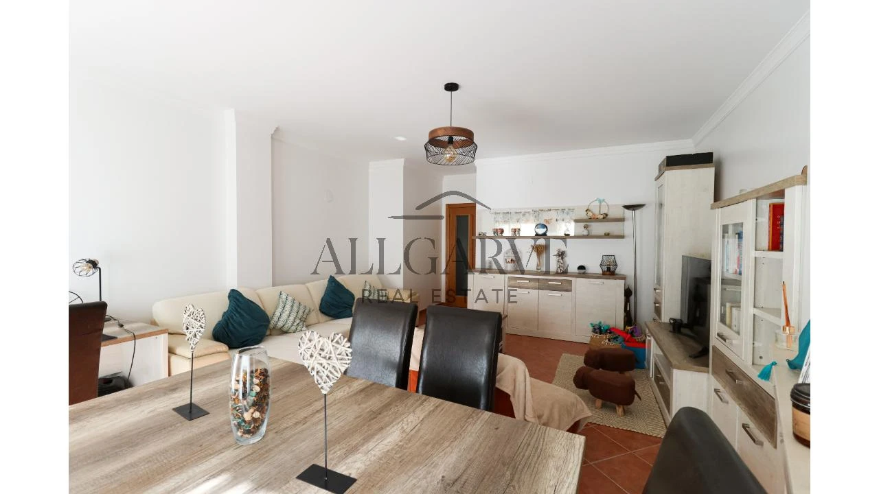 Apartamento T3 para Venda em Portimão Foto 1