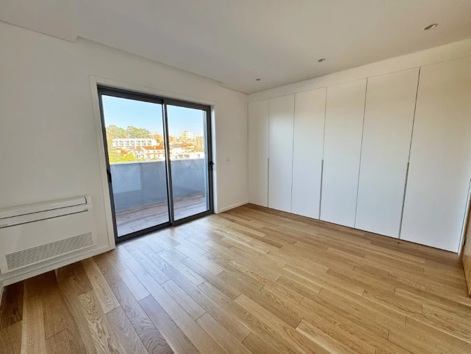 Apartamento T2 para Venda em Cidade da Maia Foto 7