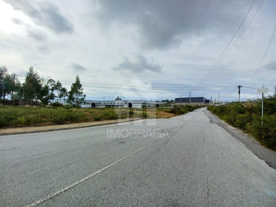 Terreno Comércio / Armazém para Venda em Sobreposta Foto 14