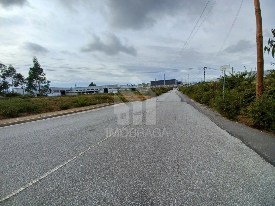 Terreno Comércio / Armazém para Venda em Sobreposta Foto 15