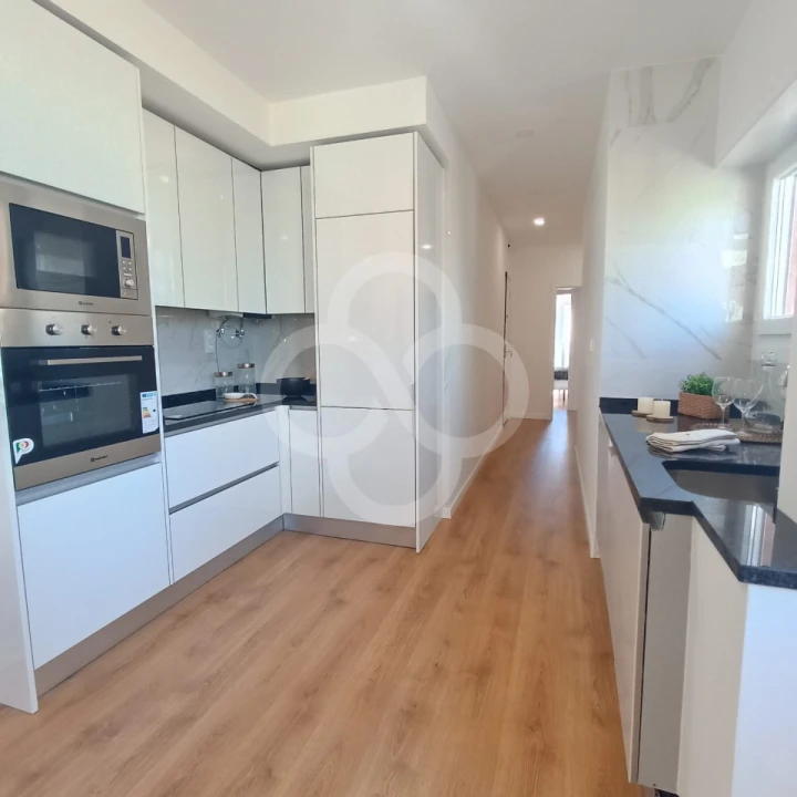 Apartamento T3 para Venda em São Domingos de Benfica Foto 11