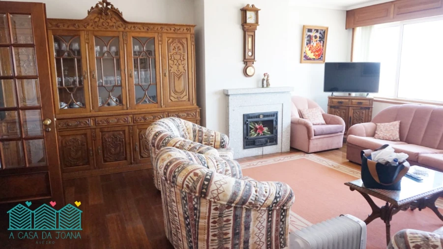 Apartamento T4 para Arrendamento em Glória e Vera Cruz Foto 2