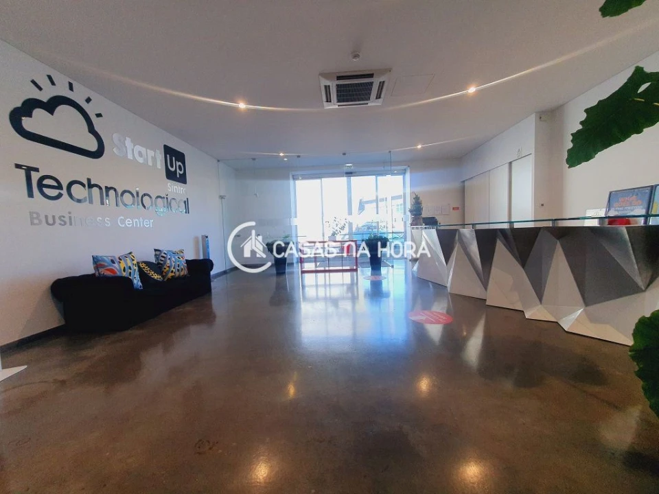 Escritório para Arrendamento em Rio de Mouro Foto 14