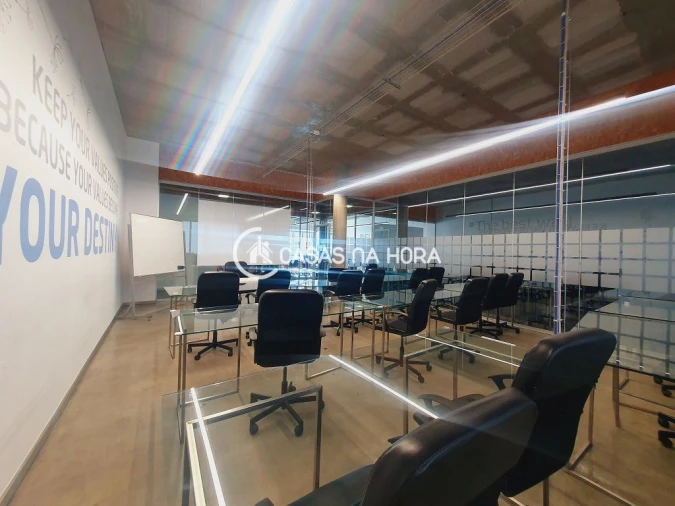 Escritório para Arrendamento em Rio de Mouro Foto 6