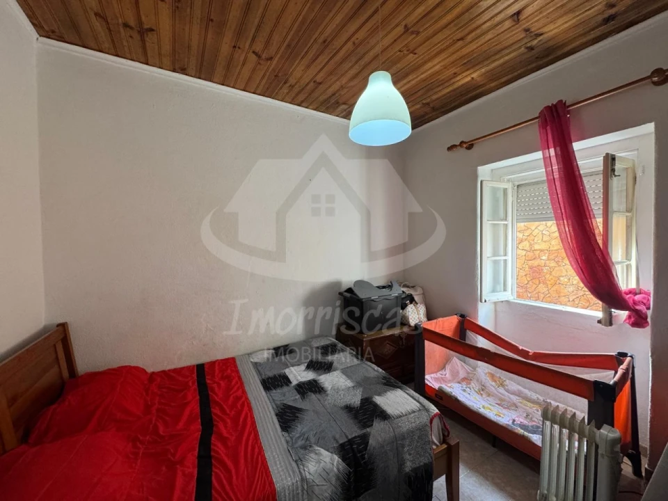 Moradia T2 para Venda em Fanhões Foto 7