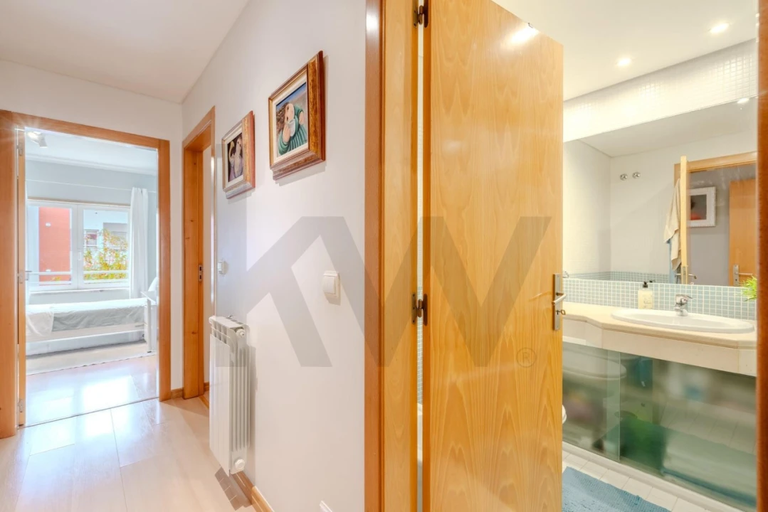 Apartamento T3 para Venda em São Domingos de Rana Foto 33