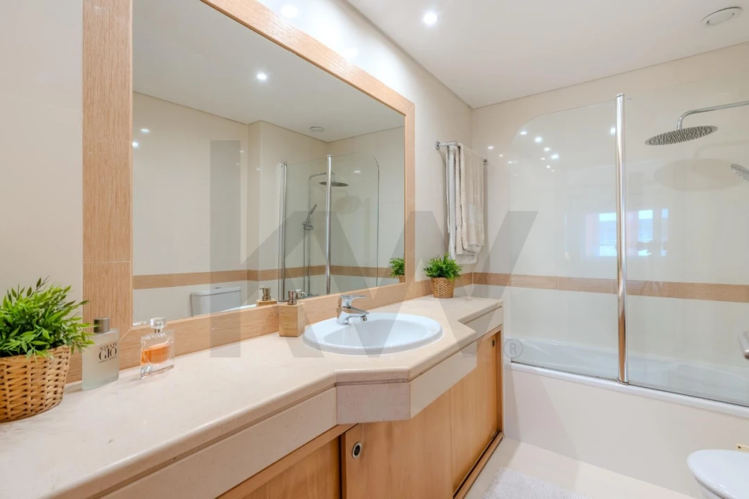 Apartamento T3 para Venda em São Domingos de Rana Foto 43