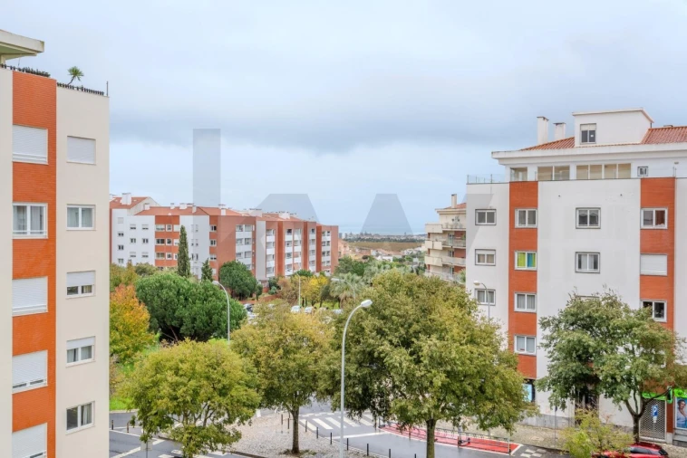 Apartamento T3 para Venda em São Domingos de Rana Foto 14