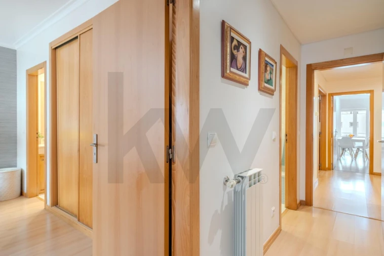 Apartamento T3 para Venda em São Domingos de Rana Foto 46