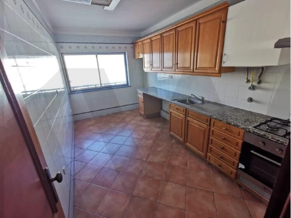 Apartamento T3 para Venda em Setubal (São Sebastião) Foto 3