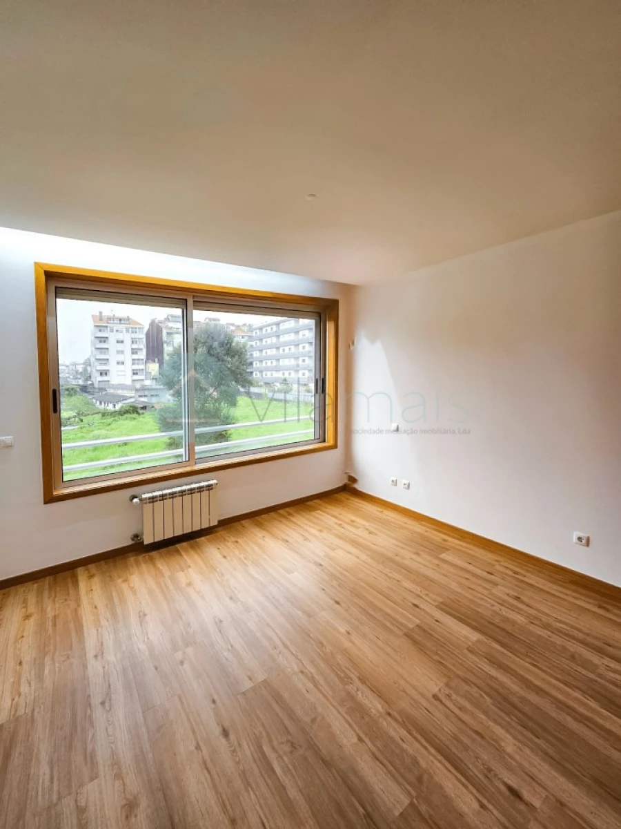 Apartamento T1 para Venda em Paranhos