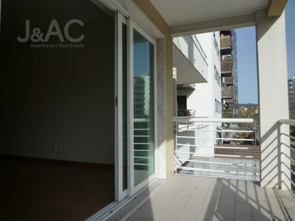 Apartamento T2 para Arrendamento em Cascais e Estoril Foto 1
