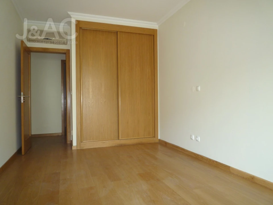 Apartamento T2 para Arrendamento em Cascais e Estoril Foto 10