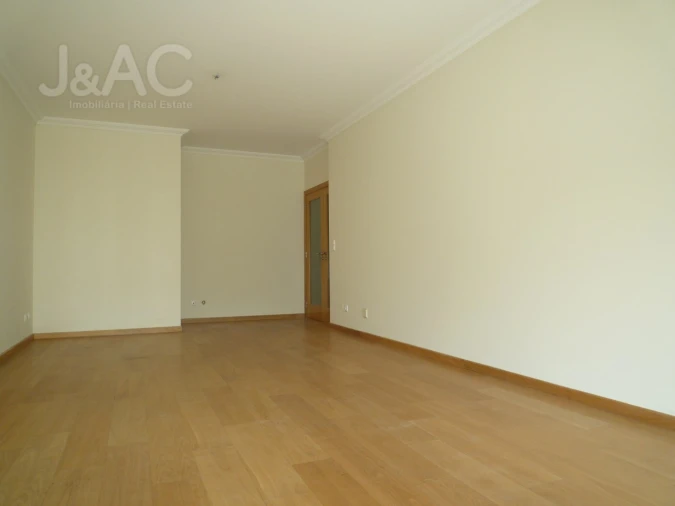 Apartamento T2 para Arrendamento em Cascais e Estoril Foto 4