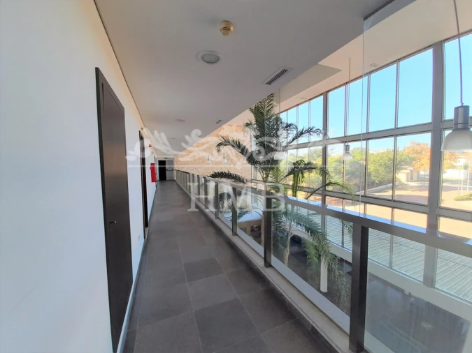 Apartamento T1 para Venda em Alvor Foto 25